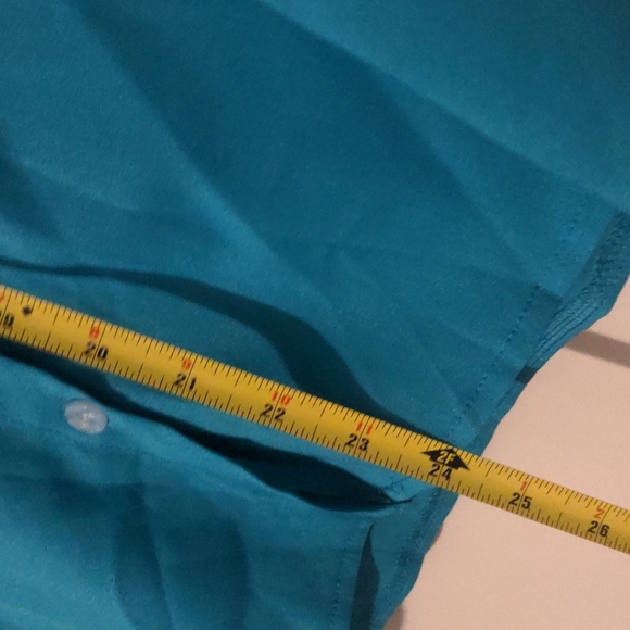 Teal color cuffed button up blouse top non branded no size no label top - Picture 7 of 10